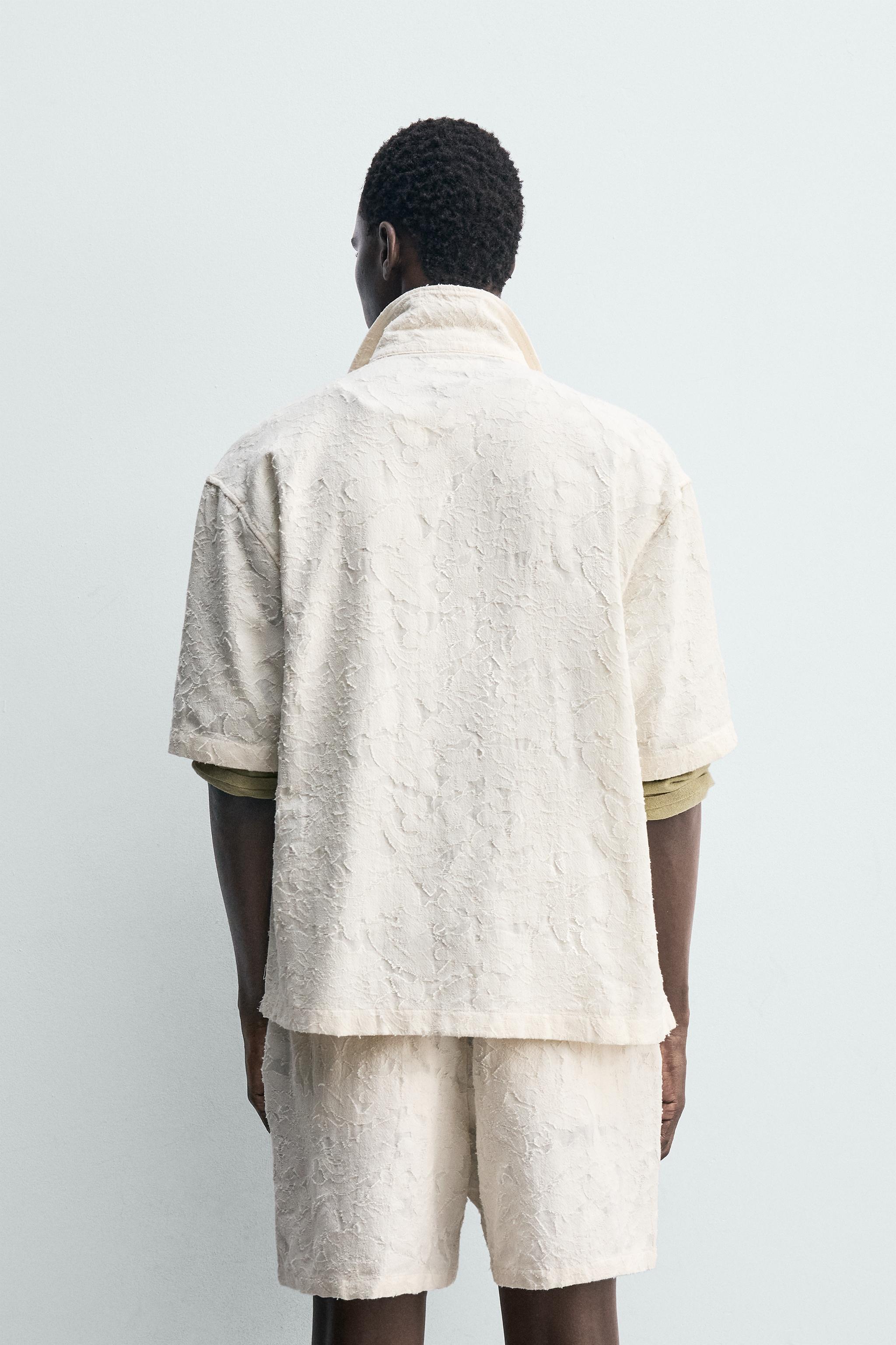 TEXTURED JACQUARD SHIRT